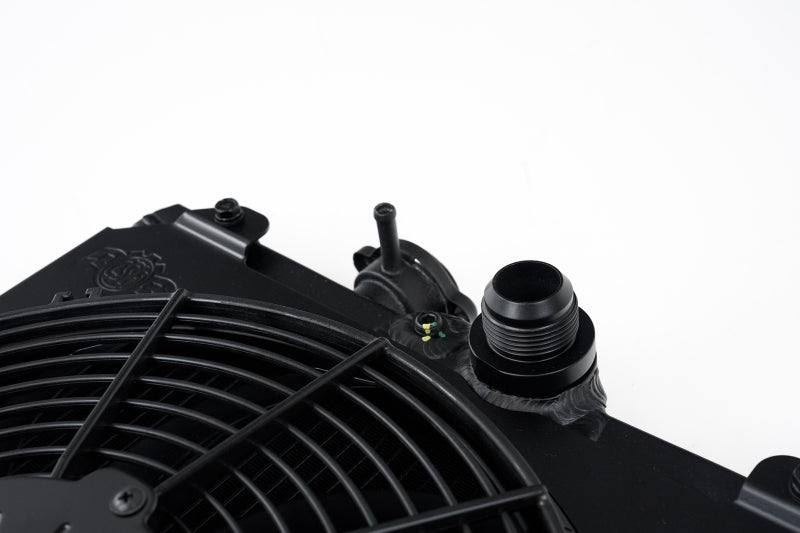 CSF Universal Half Radiator w/-16AN & Slip-On Fittings/12in SPAL Fan & Shroud